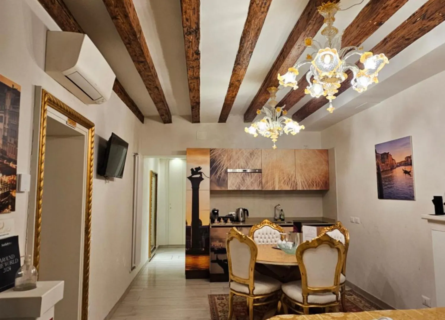 Apartment La Residenza Di Carlo Close To Piazza San Marco Venice Italy
