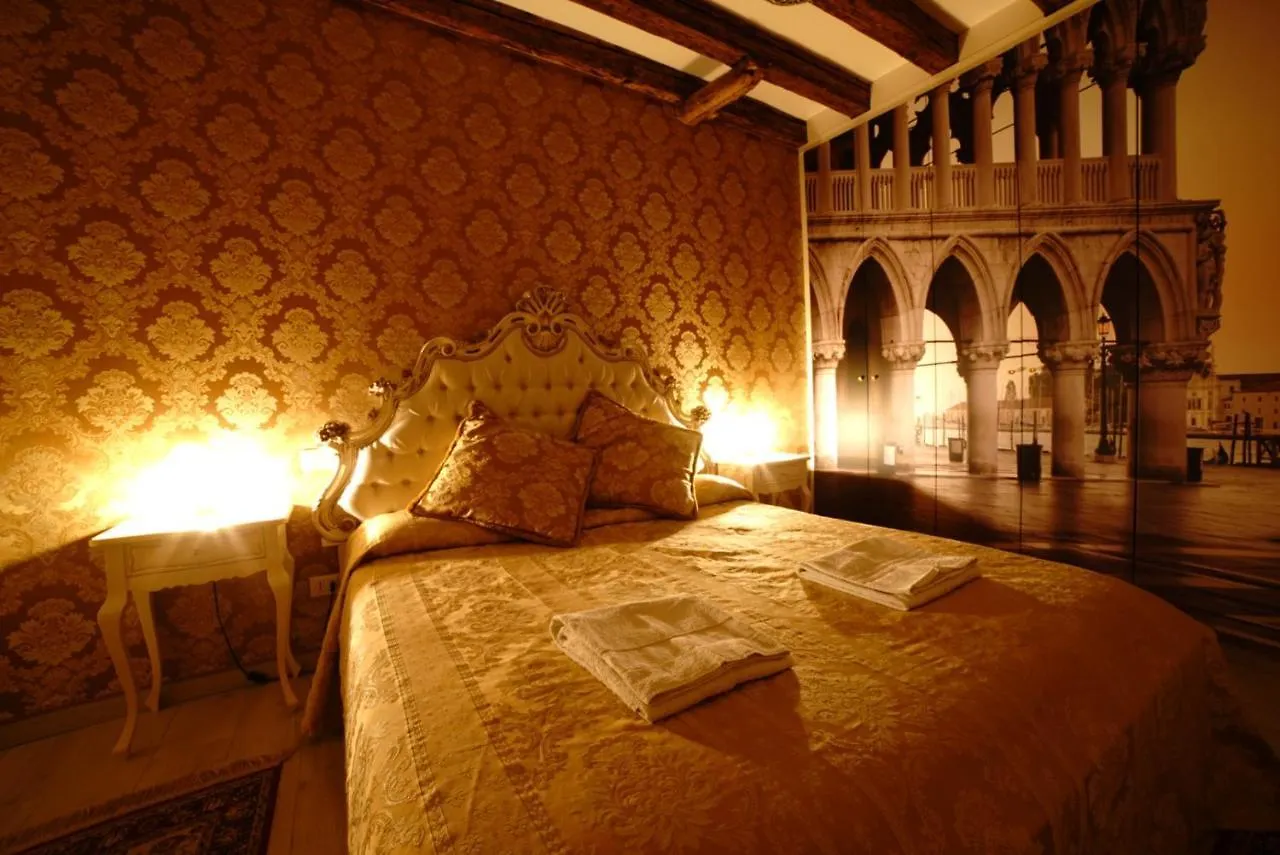 La Residenza Di Carlo Close To Piazza San Marco Venice 0*,