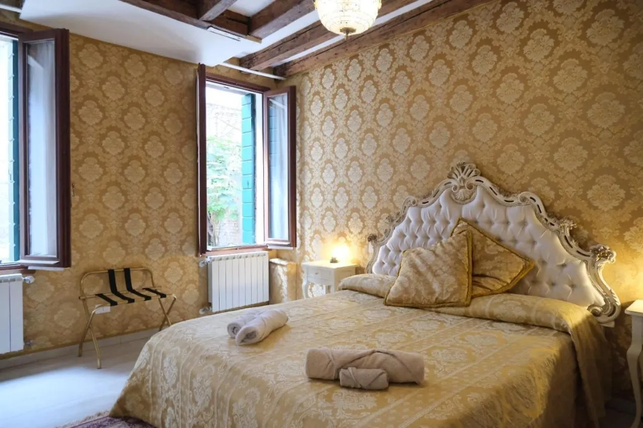 La Residenza Di Carlo Close To Piazza San Marco Venice Apartment