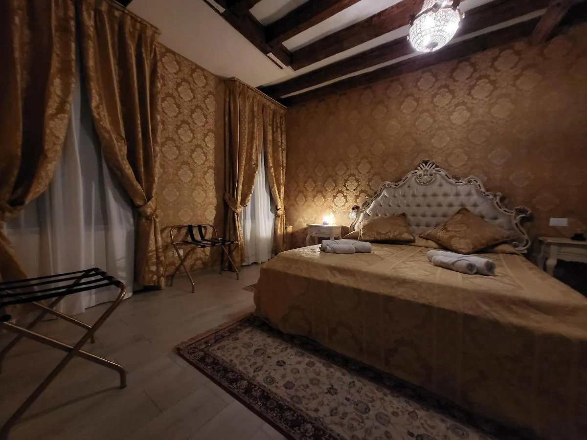 La Residenza Di Carlo Close To Piazza San Marco Venice Apartment