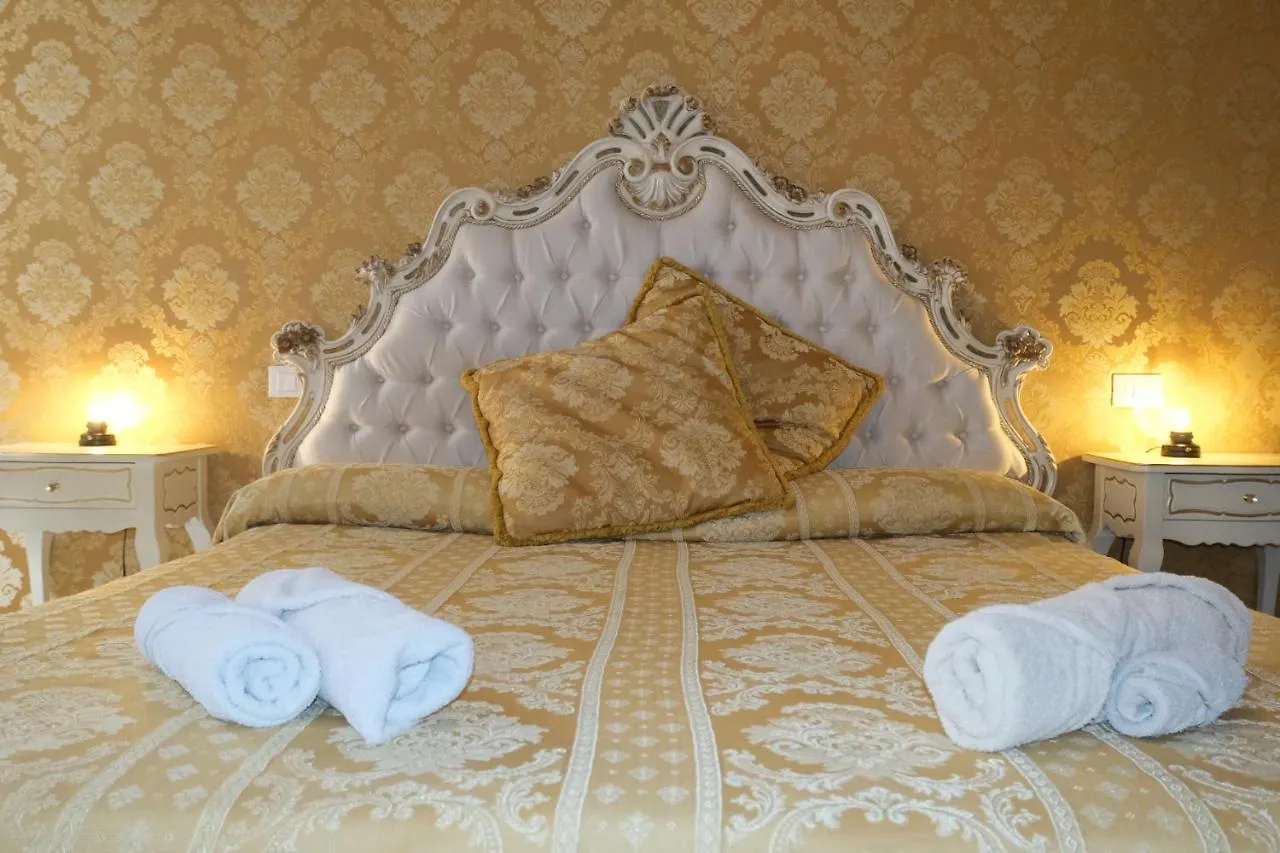 La Residenza Di Carlo Close To Piazza San Marco Venedig 0*,  Italien